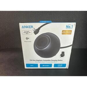 Anker Magnetic Charging Station 8-in-1 Power Strip 15W MagSafe Wireless Charger
